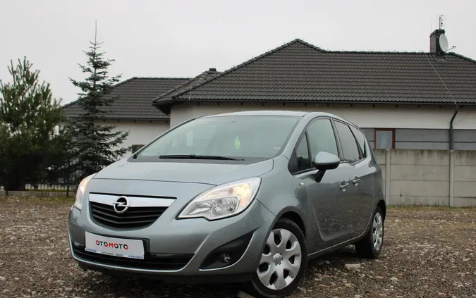 opel Opel Meriva cena 22900 przebieg: 176000, rok produkcji 2011 z Sianów